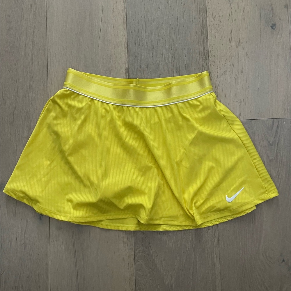 NikeCourt Flouncy Tennis skirt small